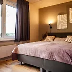 בית נופש Sfeervol Met Sauna Omgeving Breda - Vp100 Hoeven