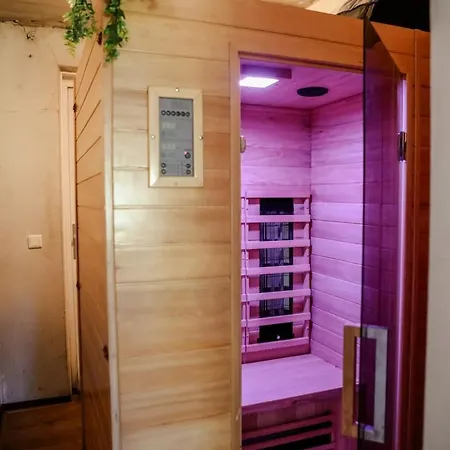 Сasa de vacaciones With Sauna On Panjevaart - Vp100